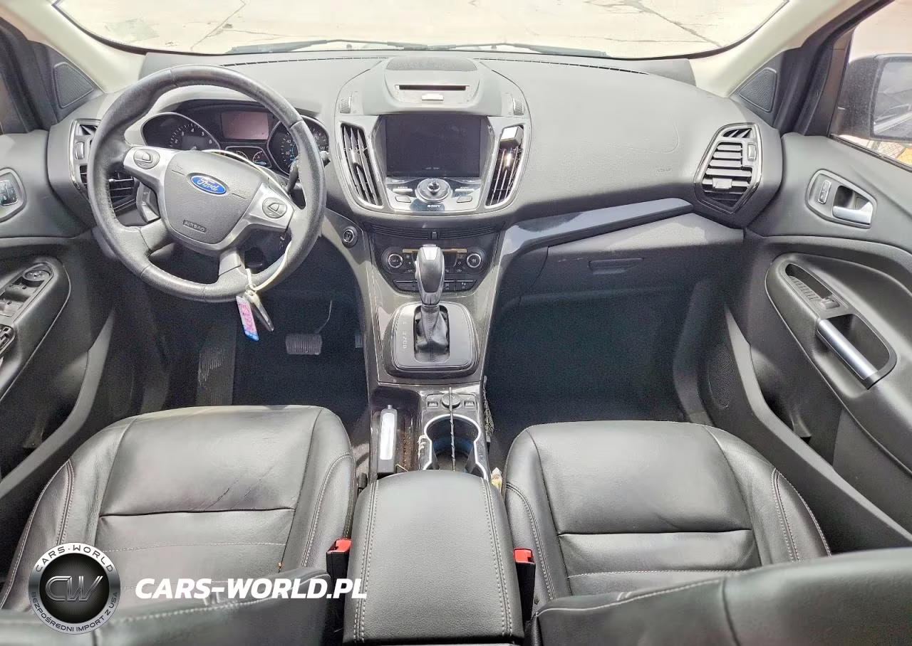 2016 Ford Escape Titanium VIN:1FMCU0J9XGUB36682 - 8