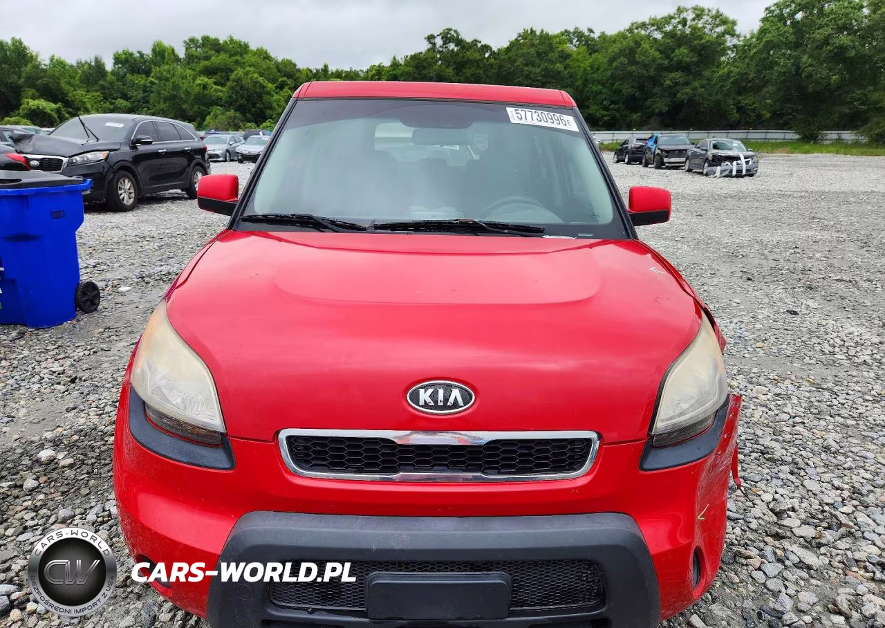 2010 Kia Soul + VIN:KNDJT2A29A7136403 - 5