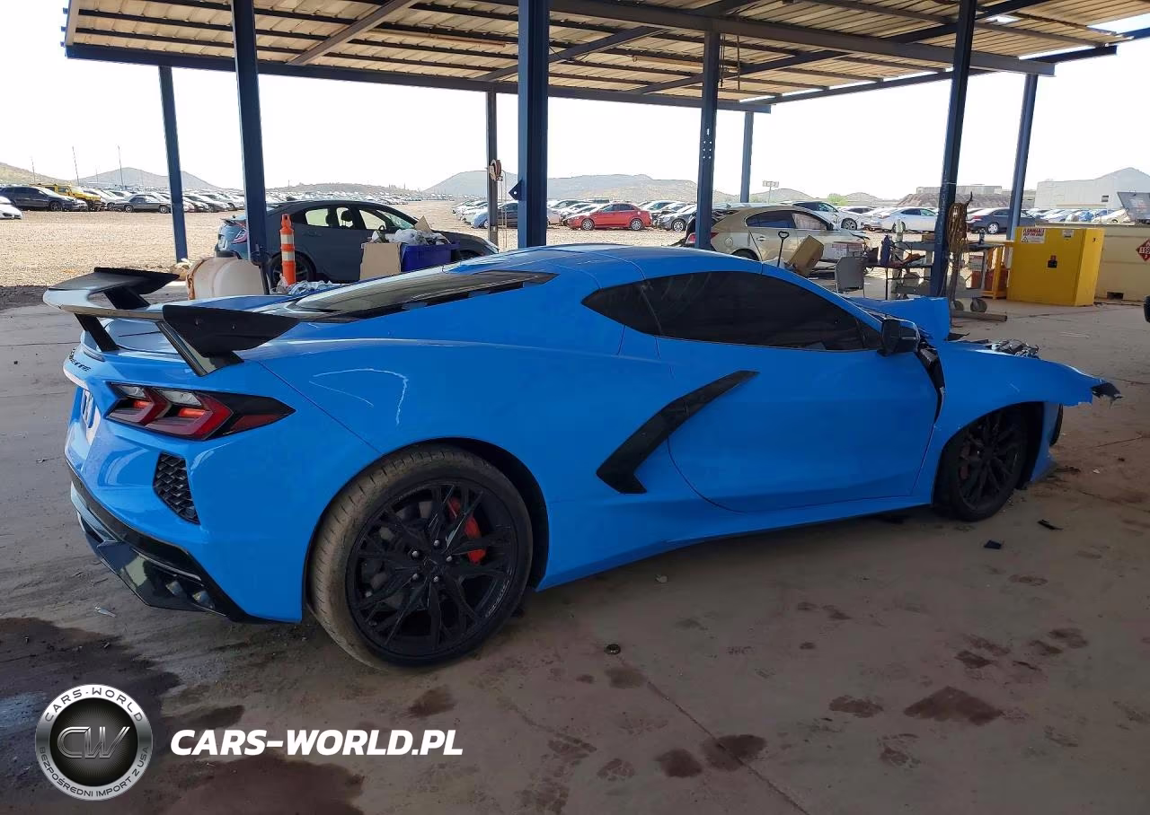 2025 Chevrolet Corvette Stingray 3Lt VIN:1G1YC2D42S5112879 - 3