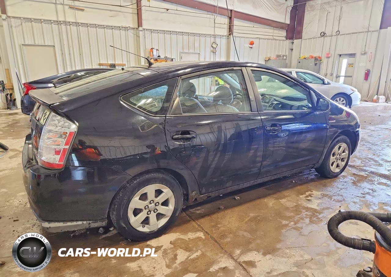 2007 Toyota Prius Base VIN:JTDKB20U573293114 - 3