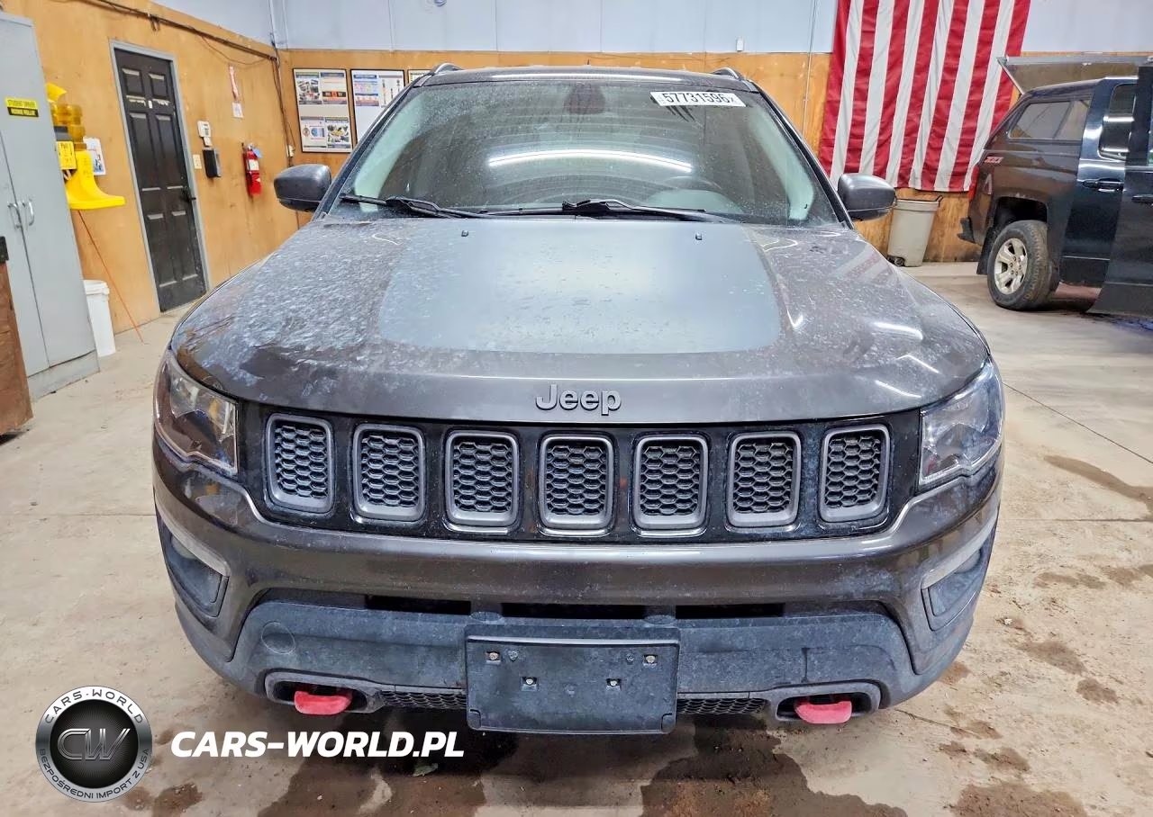 2019 Jeep Compass Trailhawk VIN:3C4NJDDB1KT747733 - 5