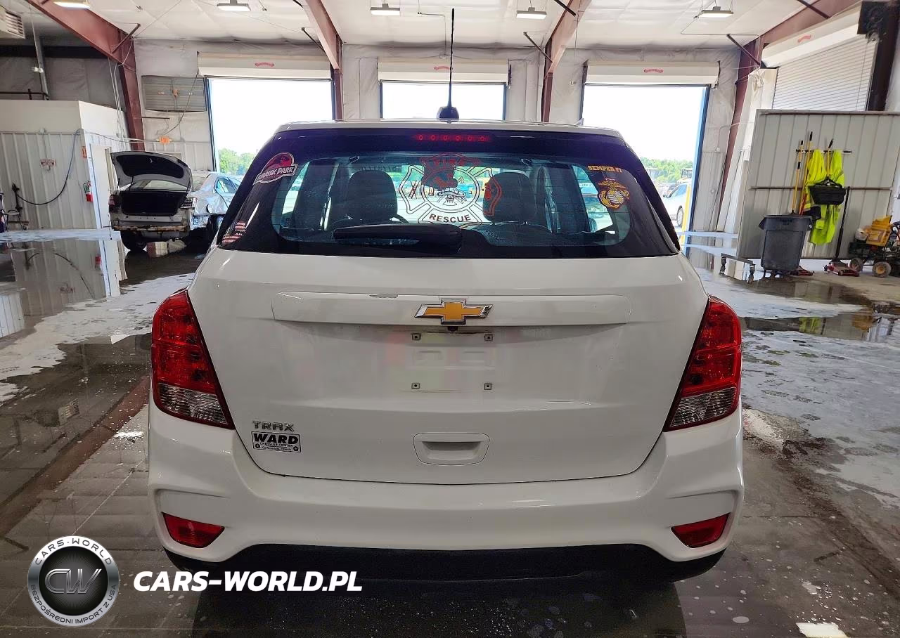 2021 Chevrolet Trax Ls VIN:KL7CJKSM3MB371103 - 6