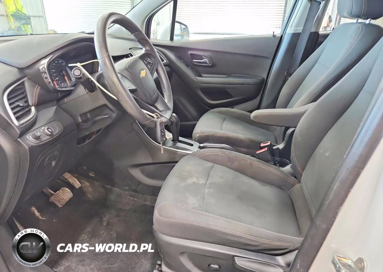 2021 Chevrolet Trax Ls VIN:KL7CJKSM3MB371103 - 7