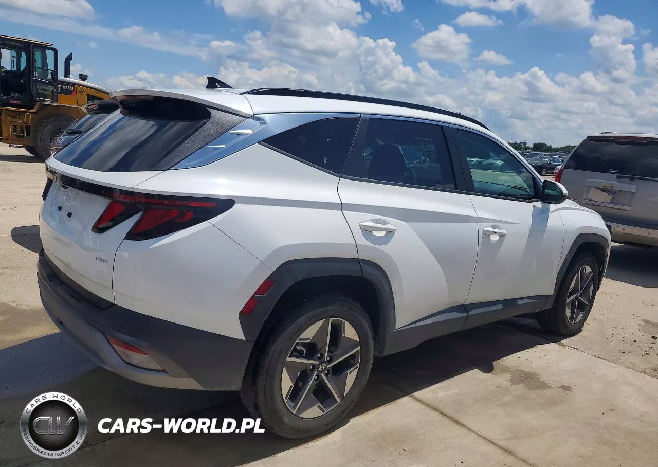 2026 Hyundai Tucson Sel VIN:5NMJBCDE6TH636352 - 3
