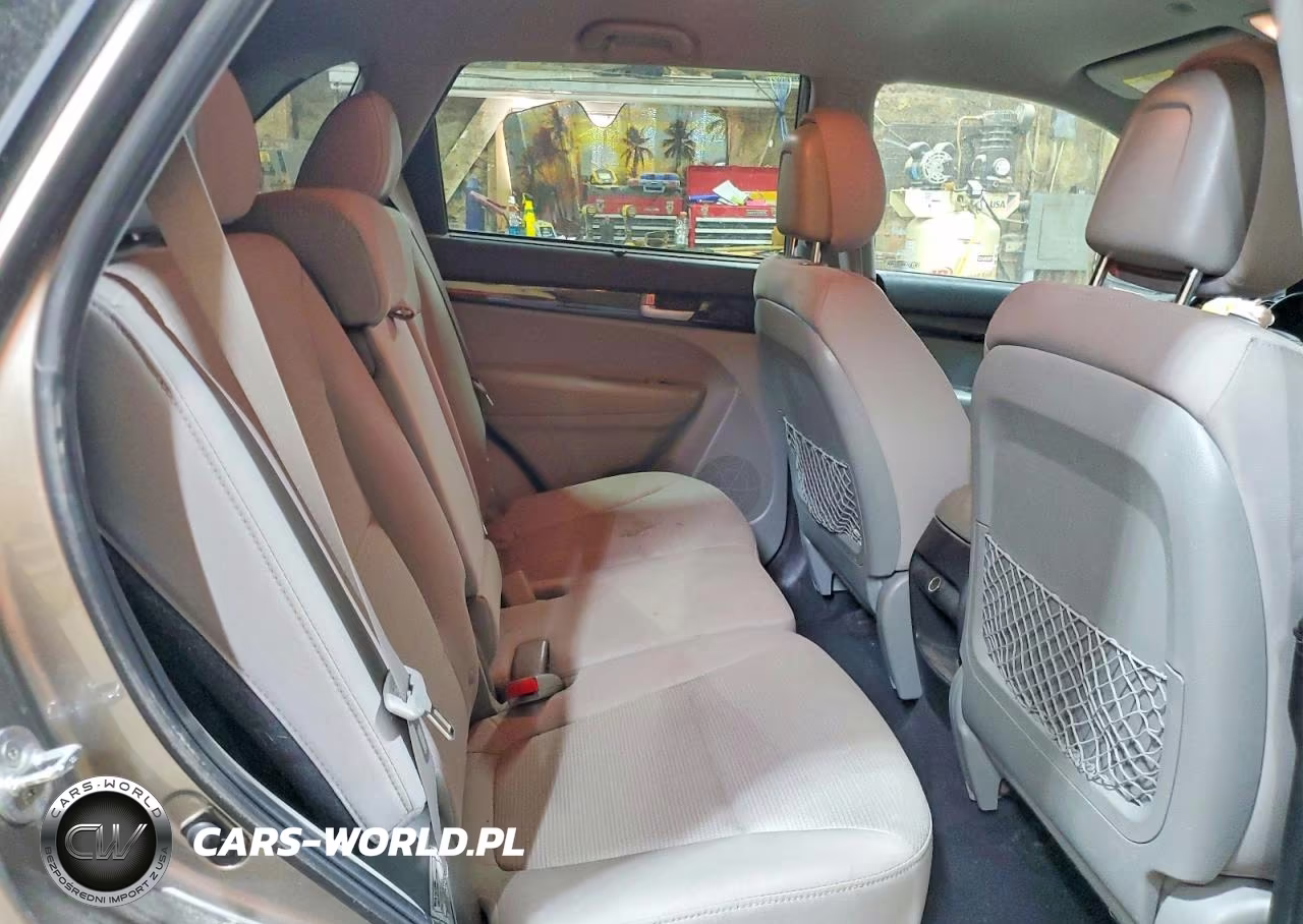 2015 Kia Sorento Lx VIN:5XYKTDA65FG575580 - 11