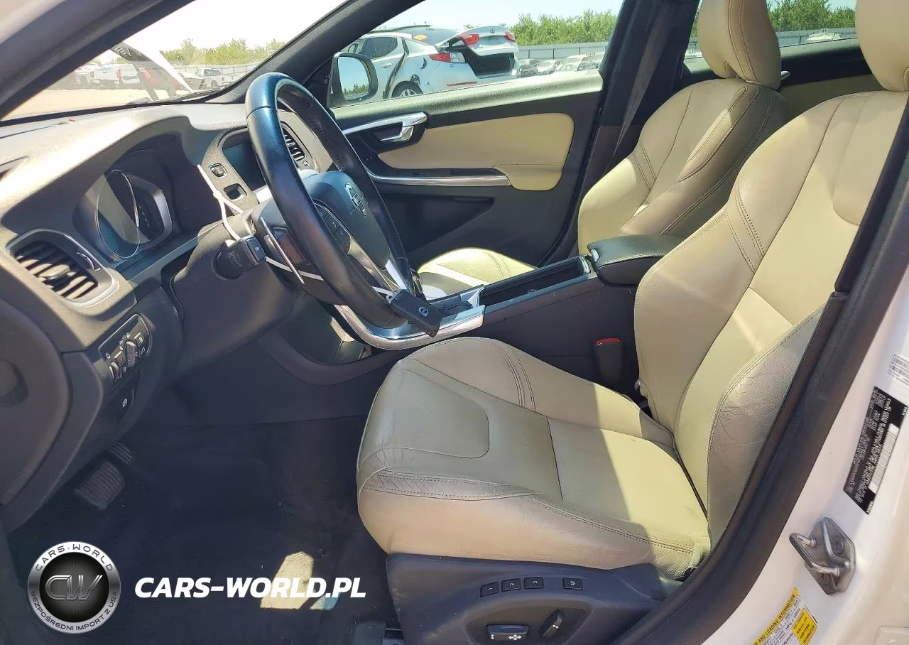 2016 Volvo S60 Premier VIN:YV126MFK5G2392490 - 7