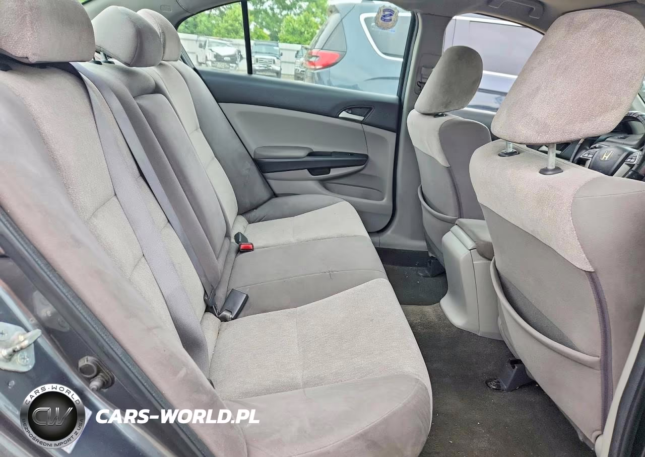 2010 Honda Accord Lxp VIN:1HGCP2F44AA110044 - 10