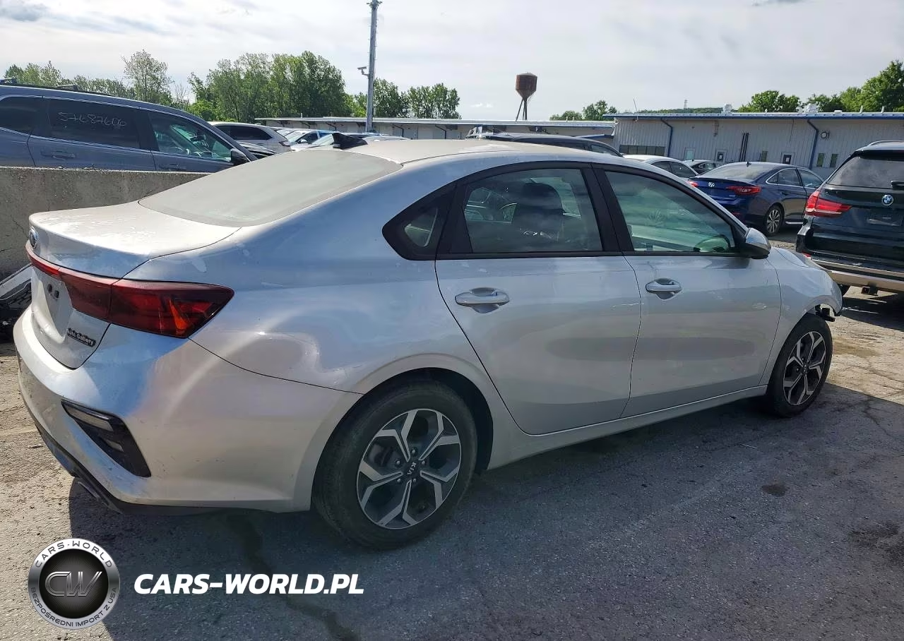 2019 Kia Forte Lxs VIN:3KPF24AD7KE098953 - 3
