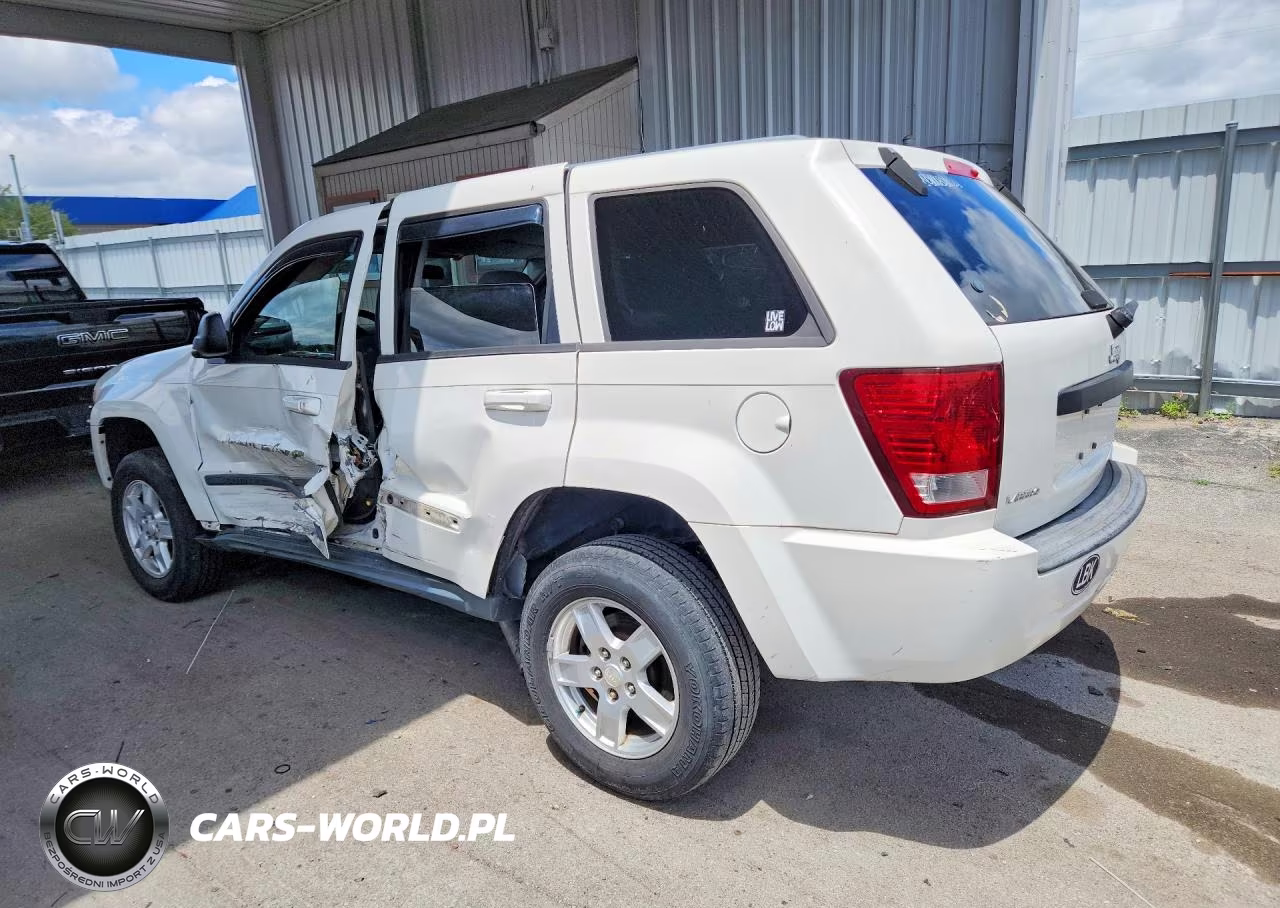 2007 Jeep Grand Cherokee Laredo VIN:1J8GS48K77C597686 - 2