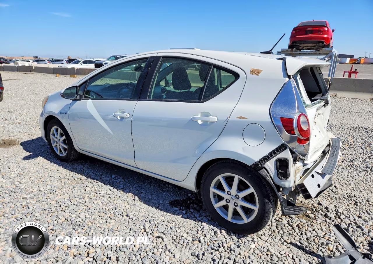 2012 Toyt Prius C VIN:JTDKDTB32C1518972 - 2