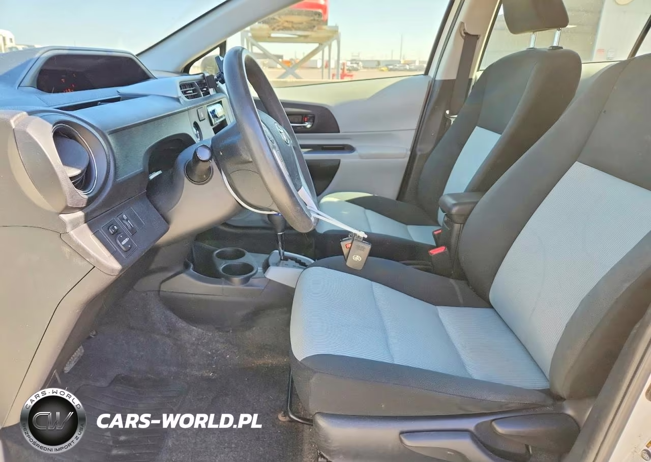 2012 Toyt Prius C VIN:JTDKDTB32C1518972 - 7