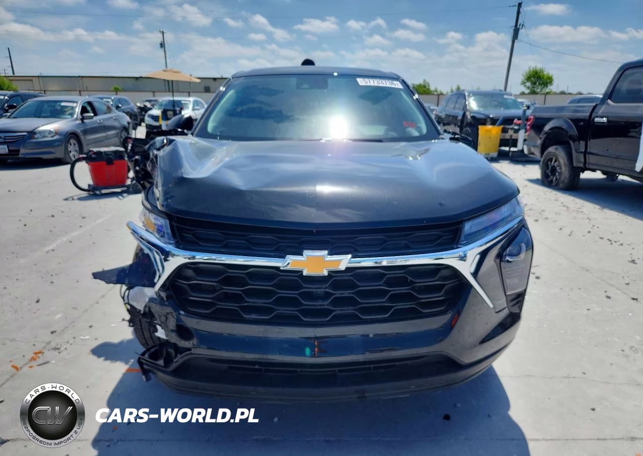 2026 Chevrolet Trax Ls VIN:KL77LFEP2TC125855 - 5