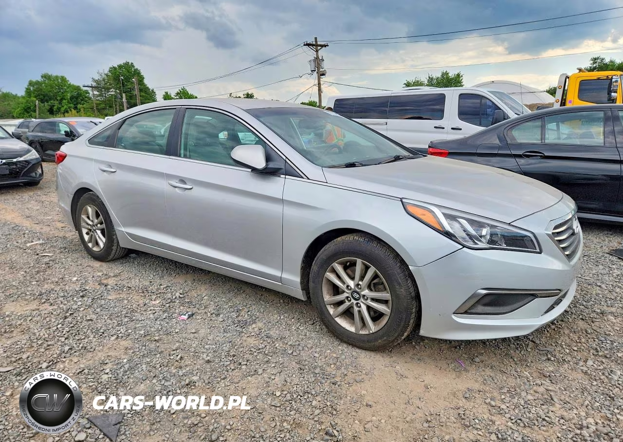 2016 Hyundai Sonata Se VIN:5NPE24AF5GH361294 - 4