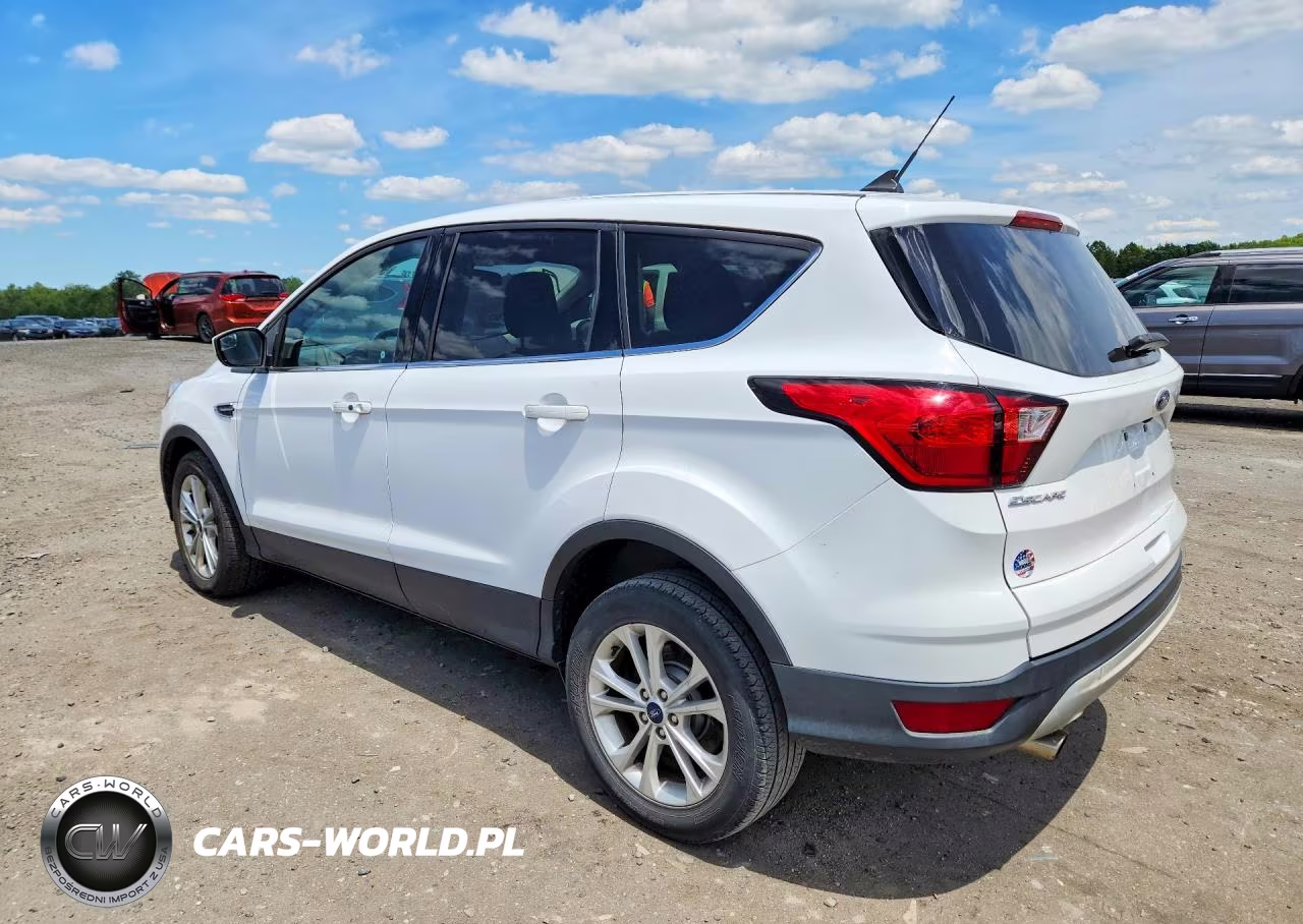 2019 Ford Escape Se VIN:1FMCU9GD0KUB64368 - 2