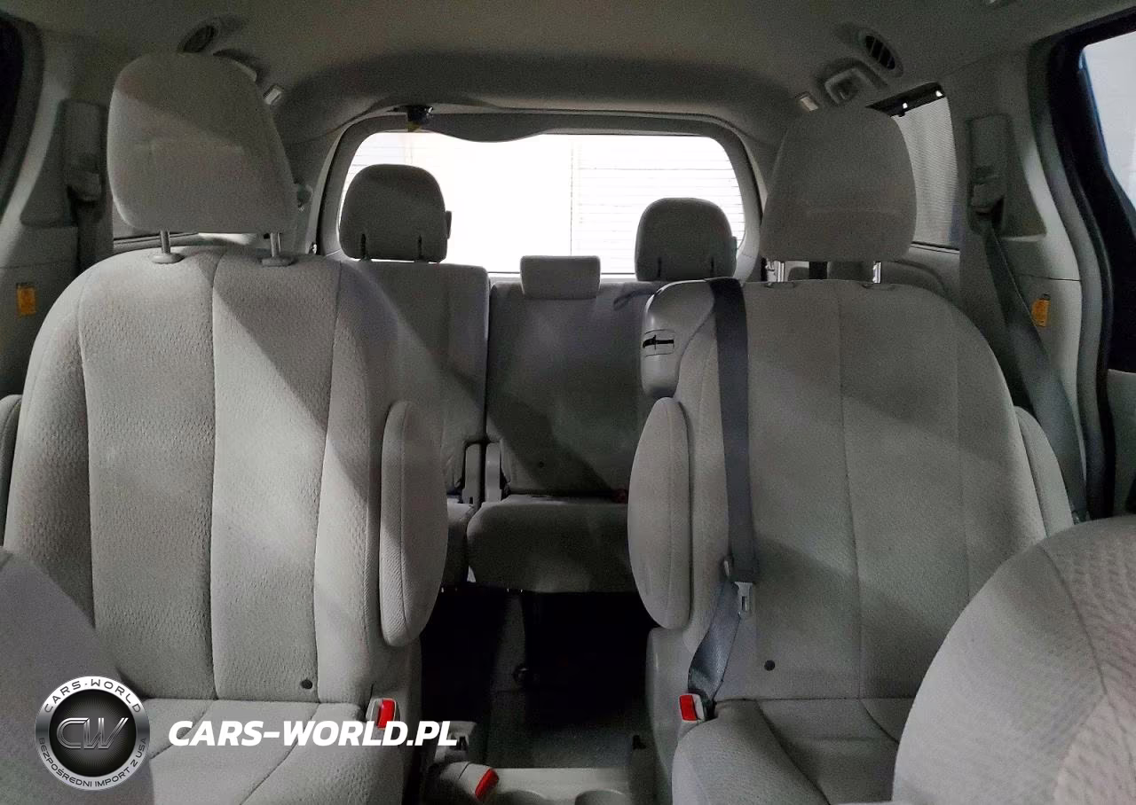 2013 Toyota Sienna Le VIN:5TDKK3DC3DS389762 - 10