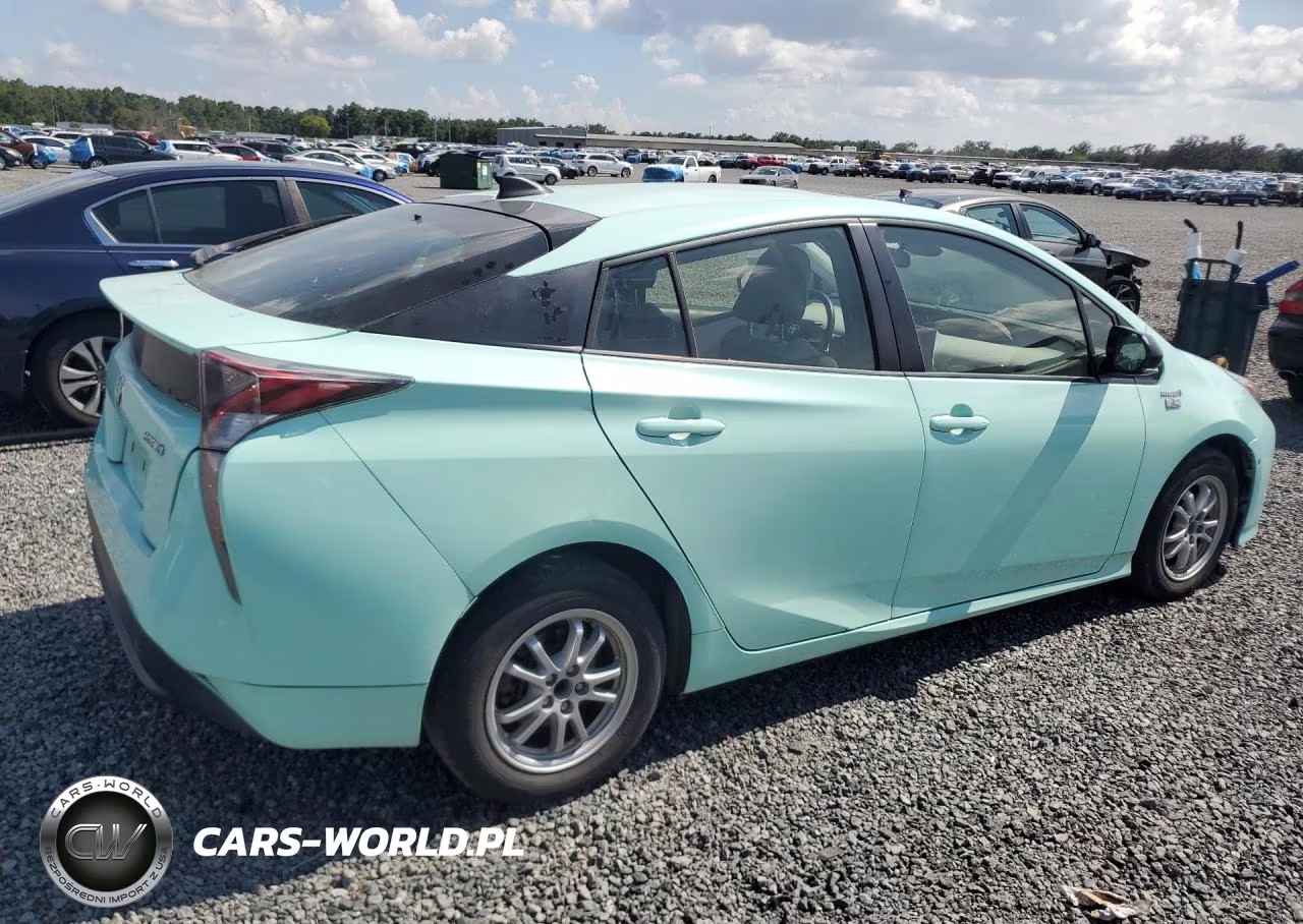 2016 Toyota Prius VIN:JTDKARFU1G3027995 - 3