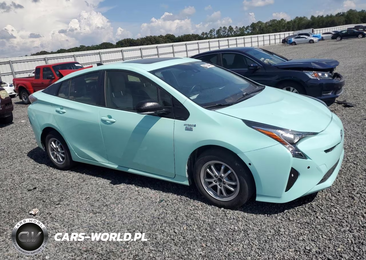 2016 Toyota Prius VIN:JTDKARFU1G3027995 - 4