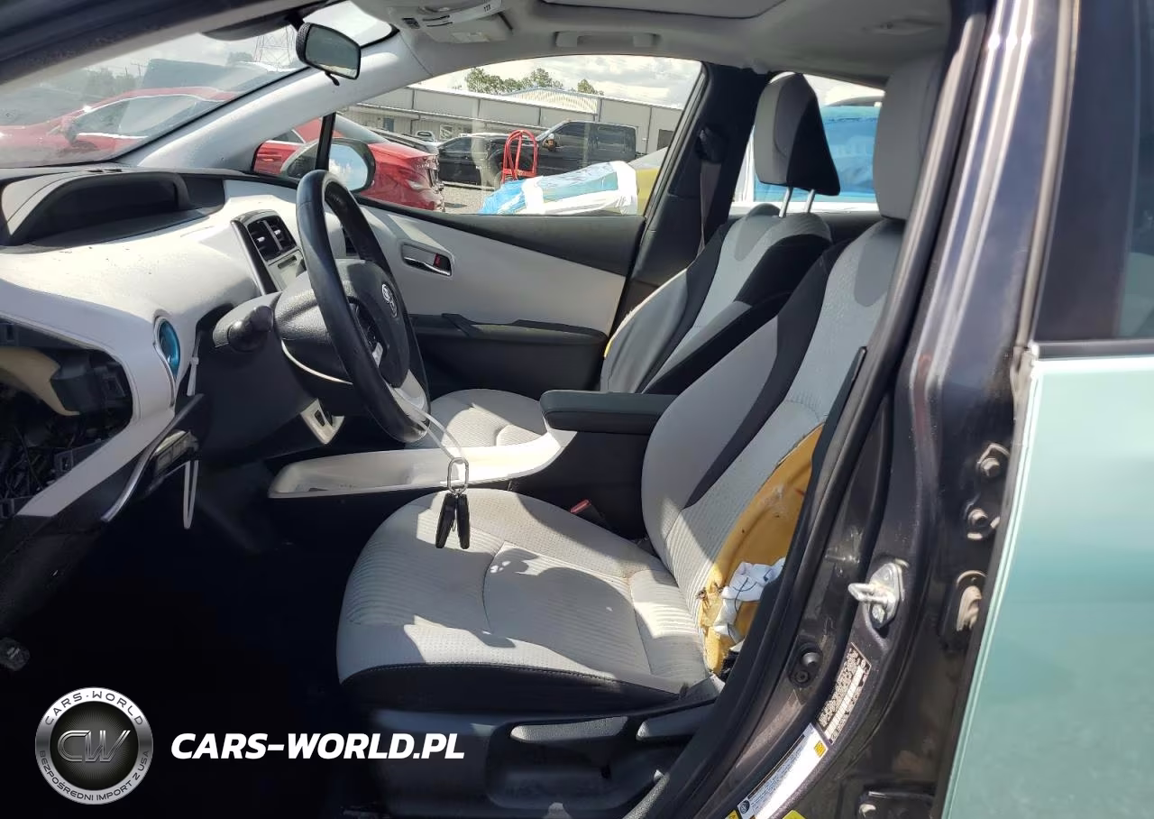 2016 Toyota Prius VIN:JTDKARFU1G3027995 - 7