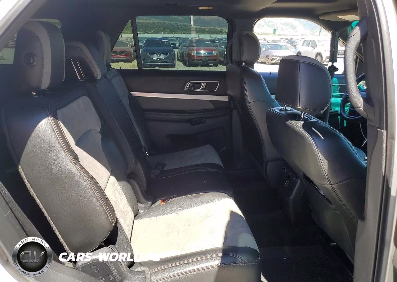 2017 Ford Explorer Xlt VIN:1FM5K7D88HGA21329 - 10