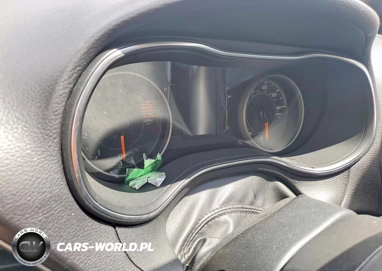 2019 Jeep Cherokee VIN:1C4PJLLB9KD187020 - 9