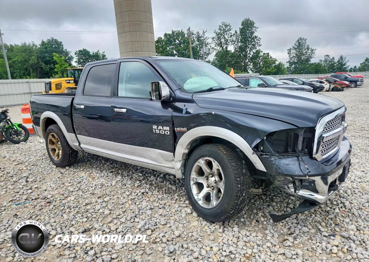 2013 Ram 1500 Laramie VIN:1C6RR7NT6DS568392 - 4