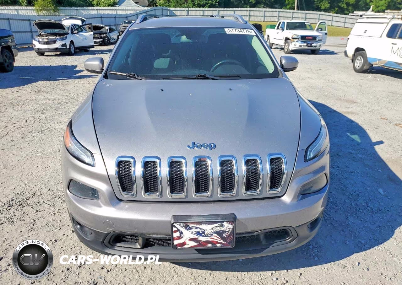 2014 Jeep Cherokee Latitude VIN:1C4PJMCB4EW243816 - 5