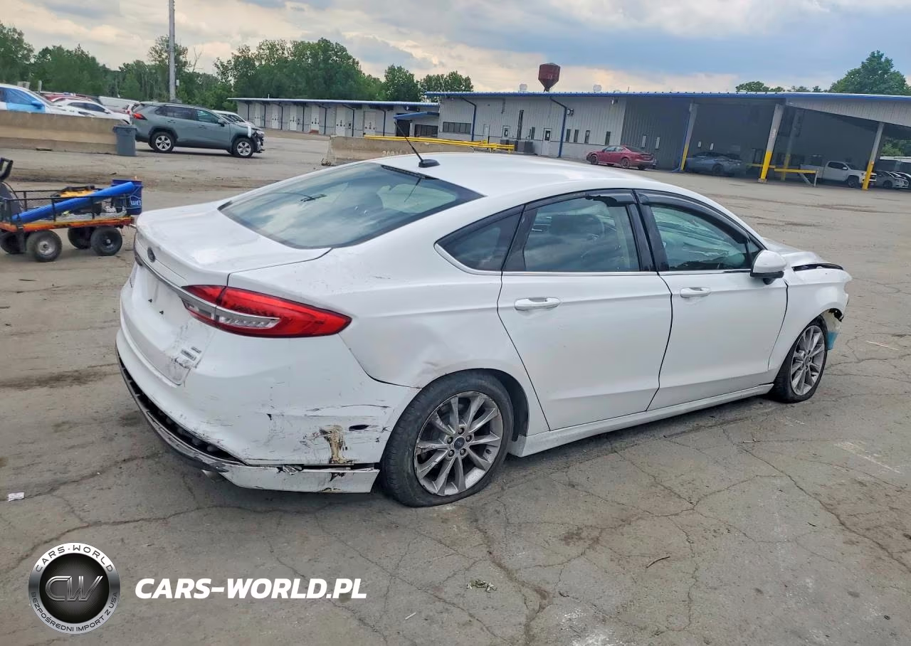 2017 Ford Fusion Se VIN:3FA6P0HD3HR211014 - 3