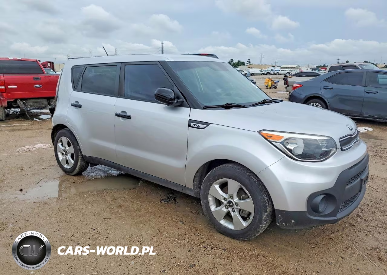 2018 Kia Soul Base VIN:KNDJN2A22J7570494 - 4