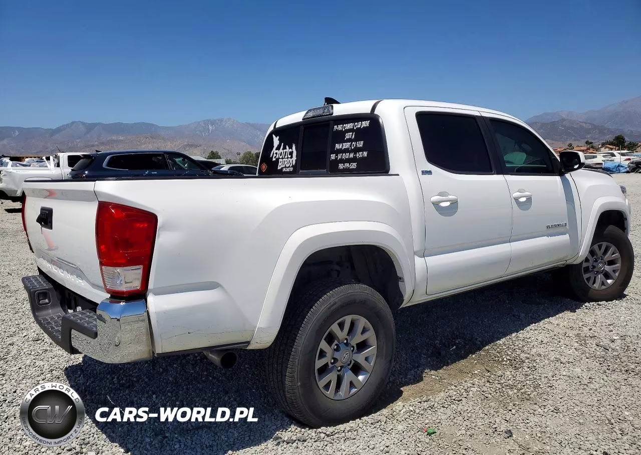2017 Toyota Tacoma Sr5 VIN:5TFAX5GN0HX090896 - 3
