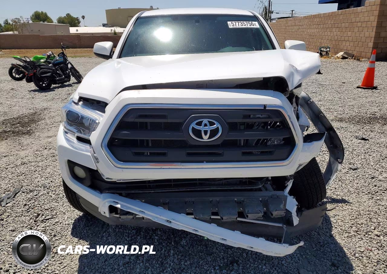 2017 Toyota Tacoma Sr5 VIN:5TFAX5GN0HX090896 - 5