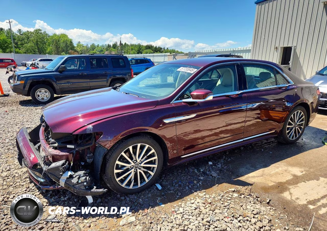 2017 Lincoln Continental Select