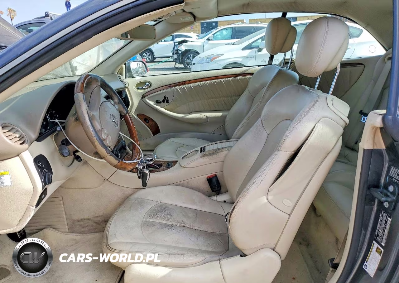 2009 Mercedes-Benz Clk 350 VIN:WDBTK56F89T104424 - 7