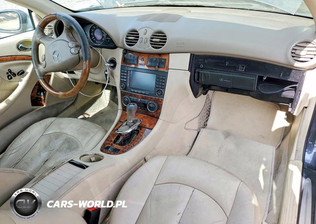 2009 Mercedes-Benz Clk 350 VIN:WDBTK56F89T104424 - 8