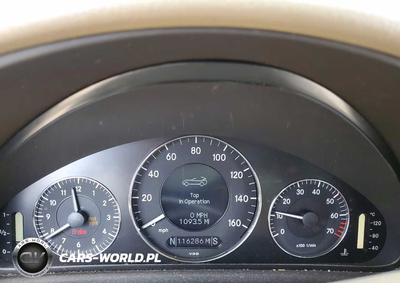 2009 Mercedes-Benz Clk 350 VIN:WDBTK56F89T104424 - 9