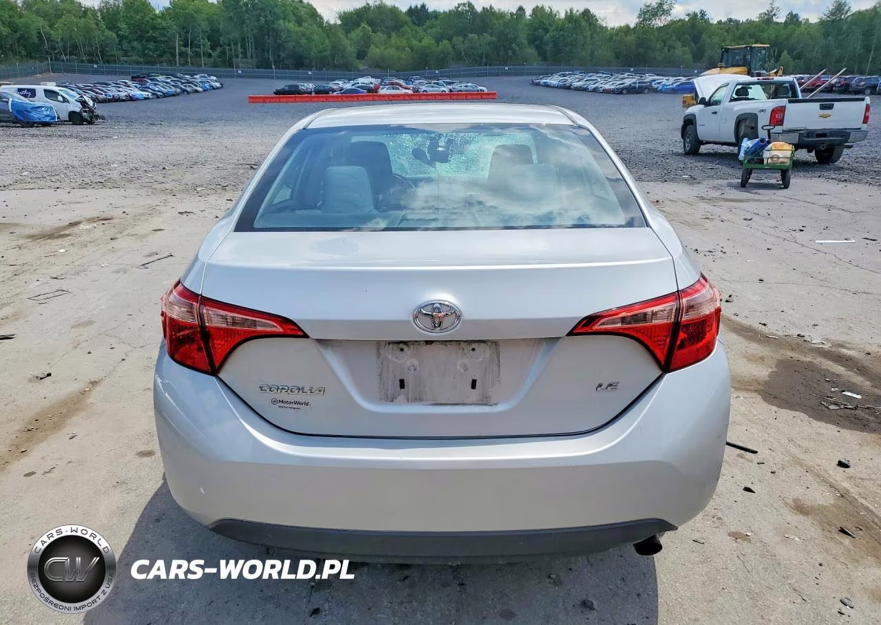 2019 Toyota Corolla Le VIN:2T1BURHE0KC129298 - 6