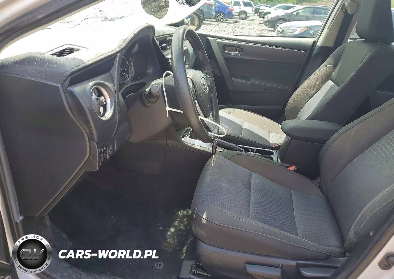 2019 Toyota Corolla Le VIN:2T1BURHE0KC129298 - 7