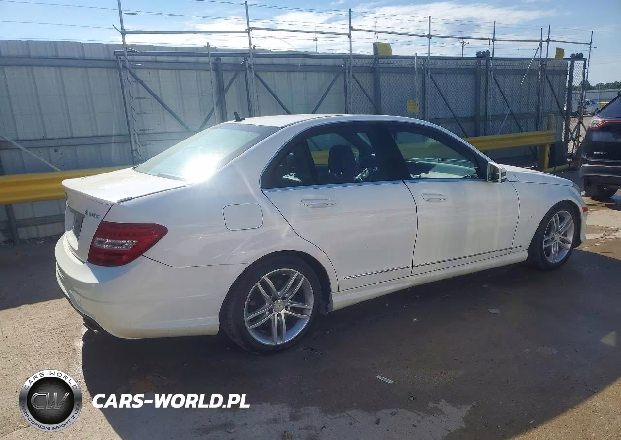 2013 MERCEDES-BENZ C 300 4MATIC VIN:WDDGF8AB8DR264537 - 3