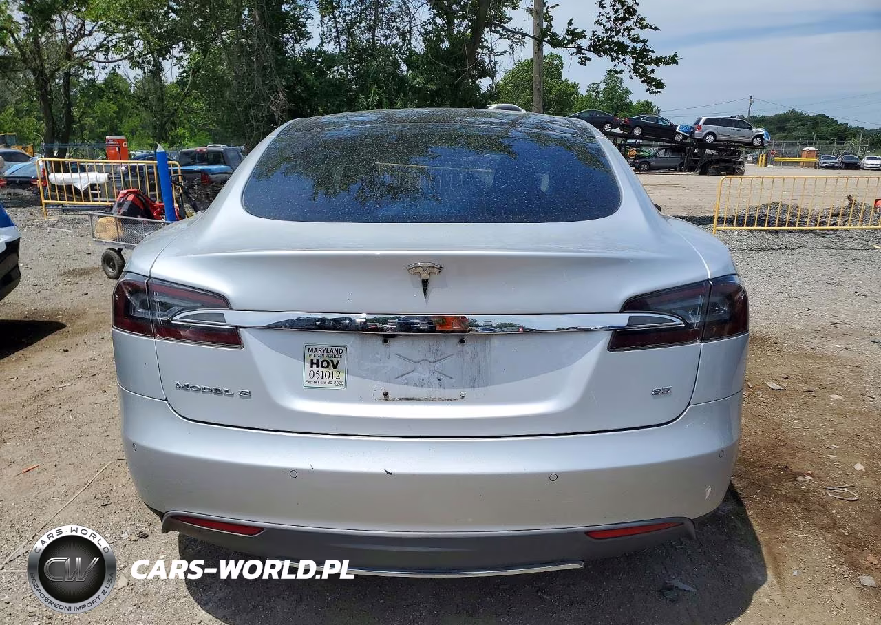 2014 Tesla Model S VIN:5YJSA1H10EFP53321 - 6