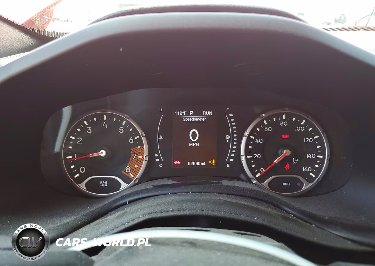 2023 Jeep Renegade Latitude VIN:ZACNJDB14PPP62877 - 9
