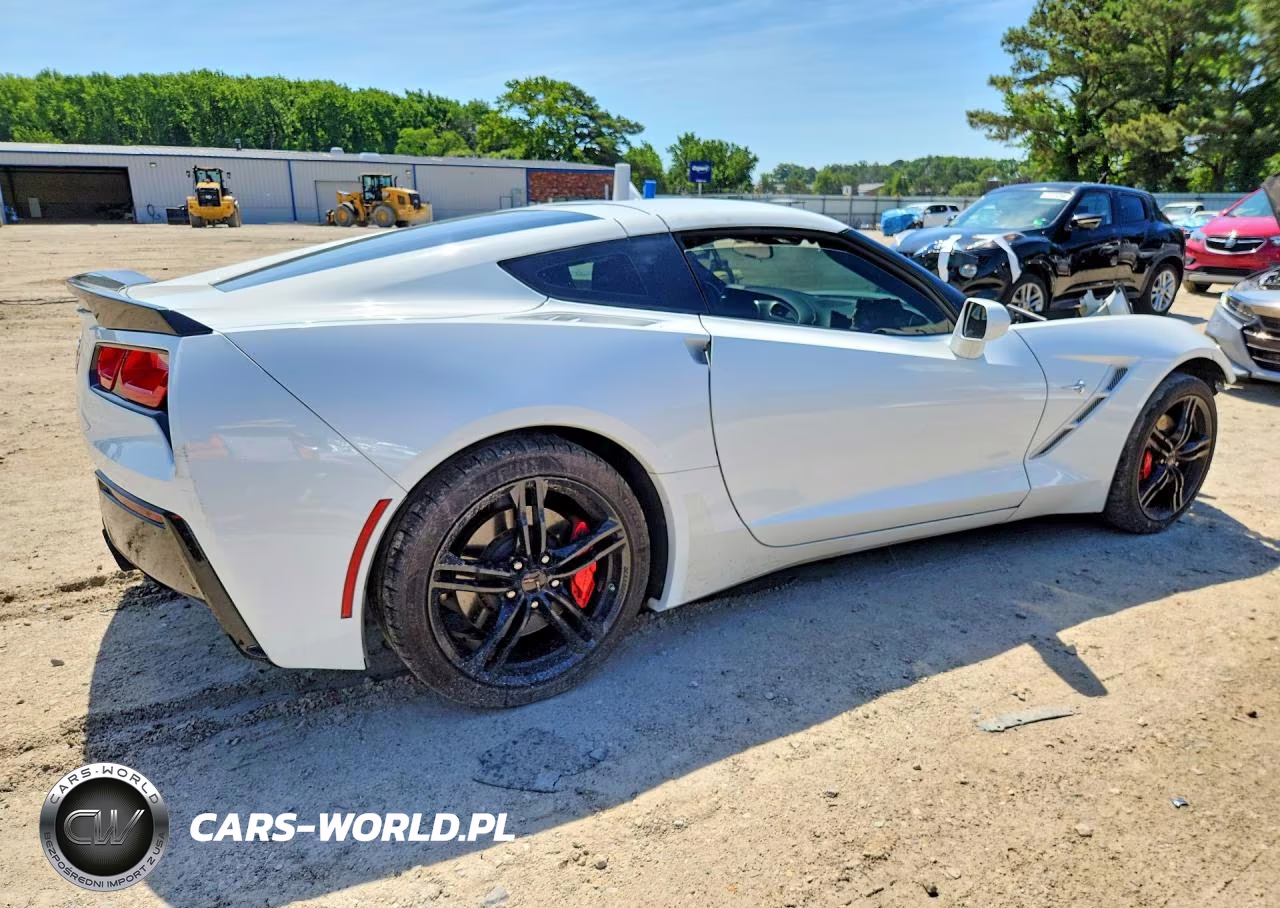 2017 Chevrolet Corvette Stingray 2Lt VIN:1G1YD2D73H5107951 - 3