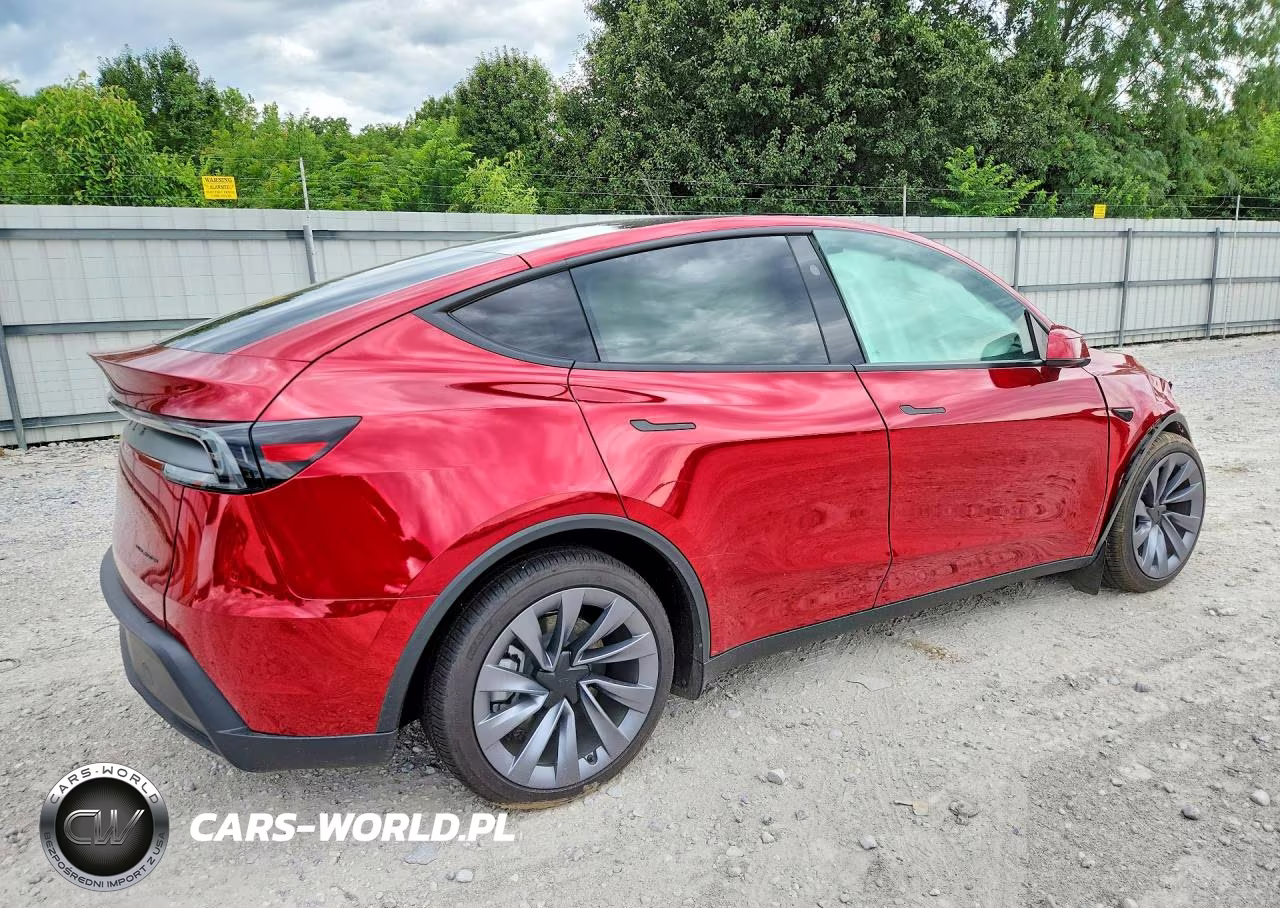 2026 Tesla Model Y VIN:7SAYGDEE1TF607799 - 3