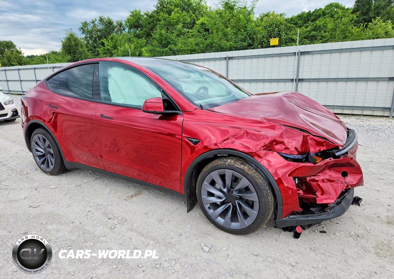 2026 Tesla Model Y VIN:7SAYGDEE1TF607799 - 4