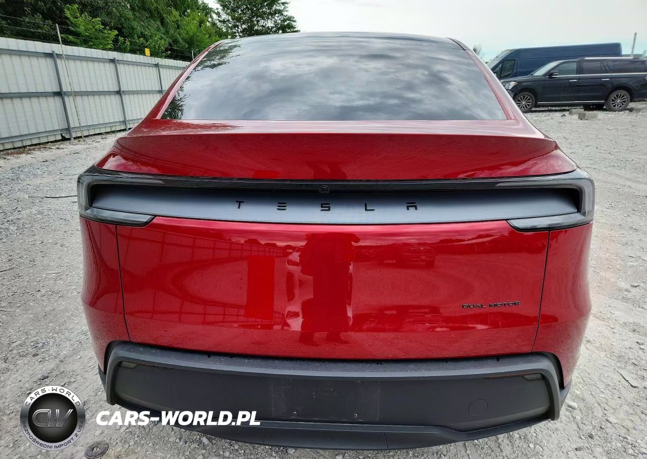 2026 Tesla Model Y VIN:7SAYGDEE1TF607799 - 6
