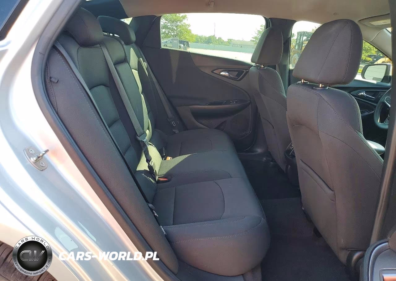 2016 Chevrolet Malibu Lt VIN:1G1ZE5ST6GF340587 - 10