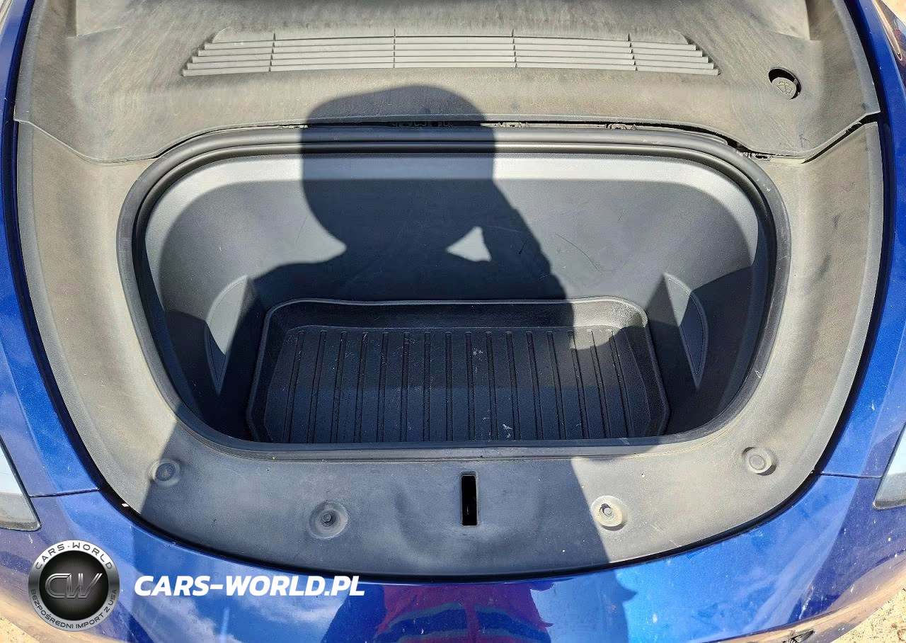 2021 Tesla Model Y VIN:5YJYGDEE7MF246867 - 11