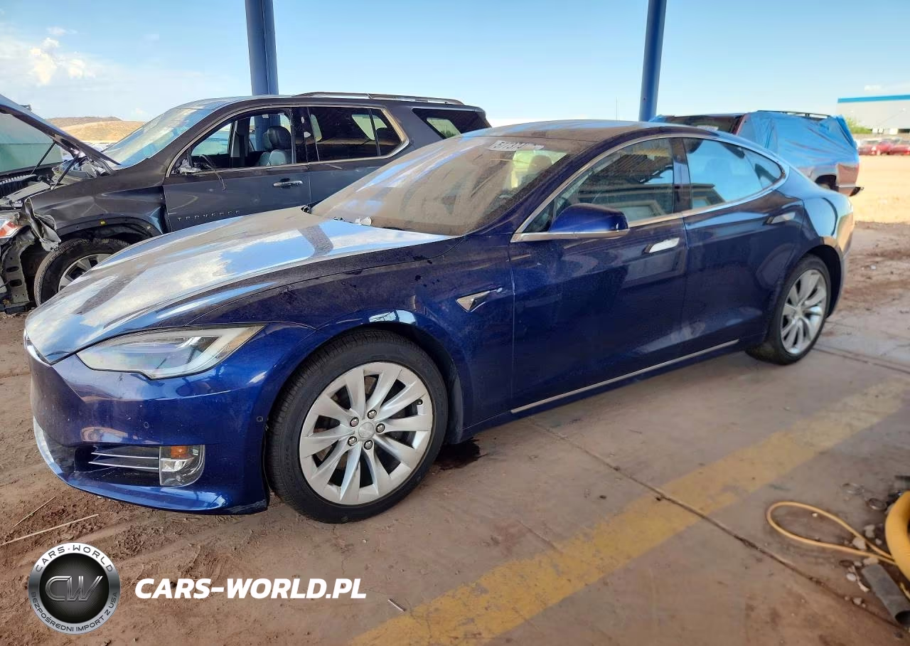 2017 Tesla Model S – zdjęcie 1 z 12