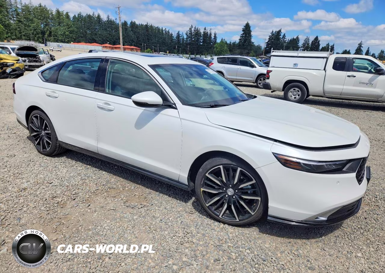 2024 Honda Accord Touring Hybrid VIN:1HGCY2F81RA041311 - 4
