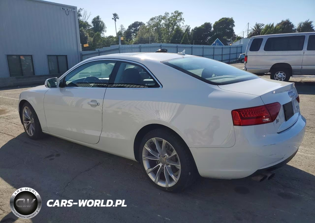2014 Audi A5 Premium VIN:WAUCFAFR1EA003723 - 2