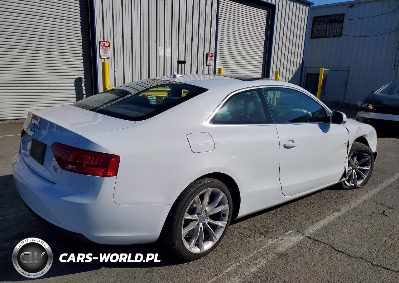 2014 Audi A5 Premium VIN:WAUCFAFR1EA003723 - 3