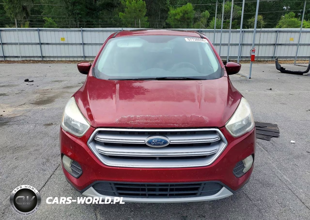 2017 Ford Escape Se VIN:1FMCU0GD9HUE20883 - 5